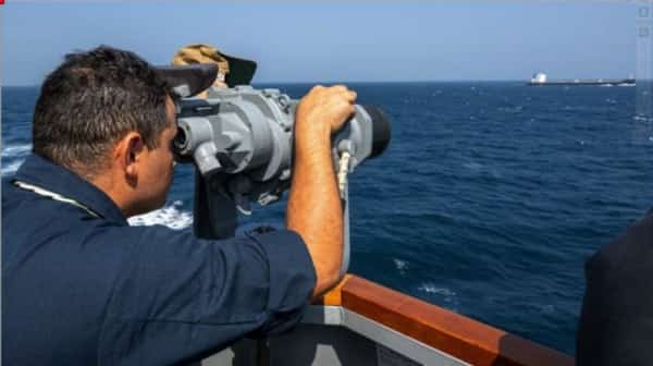 تقرير: هل يجرُ الحوثيون الولايات المتحدة وحلفاءها إلى حرب لا يمكنهم الانتصار فيها؟