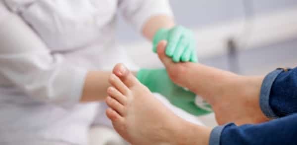 صحة: ‫متلازمة القدم السكرية تهدد ببترها