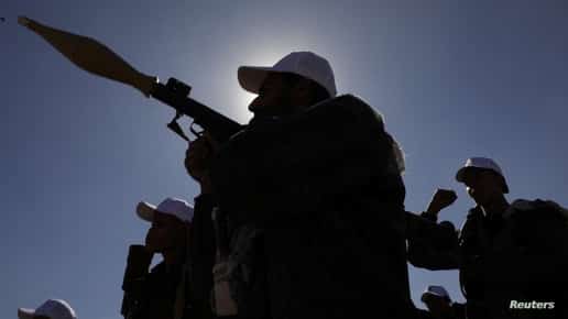 ترجمات: كيف يجند الحوثيون الأطفال للقتال معهم؟