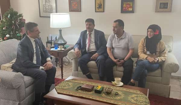 الرياض: "اللجنة الوطنية للتحقيق" تناقش مع السفير الأمريكي مستجدات الملف الحقوقي في اليمن