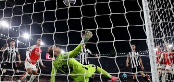 رياضة: أرسنال يسحق نيوكاسل ويواصل مطاردة ليفربول ومانشستر سيتي