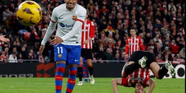 رياضة: برشلونة يهدر وصافة الليغا بتعادله السلبي مع أتلتيك بلباو