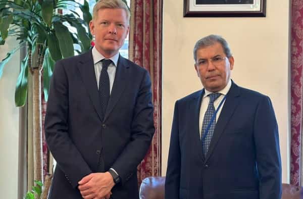 نيويورك: الحكومة اليمنية تطالب بضغط دولي لإعادة الحوثيين إلى طاولة الحوار وإنهاء الصراع