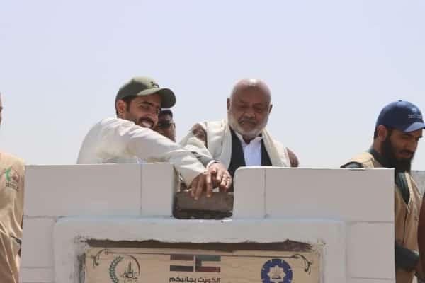 اليمن: تمويل كويتي لبناء مدينة سكنية لأسر الأيتام والفقراء في مديرية الخوخة بالحديدة