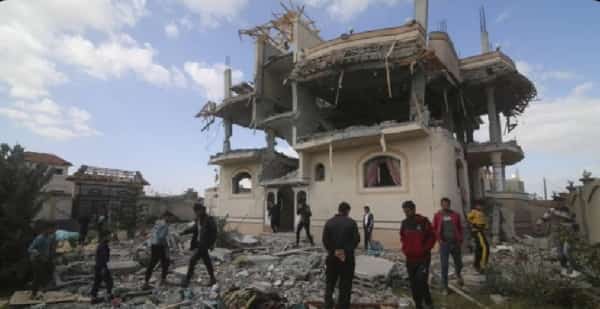 القدس: مقتل 5 أطفال وإصابة 7 في قصف إسرائيلي على منزل برفح