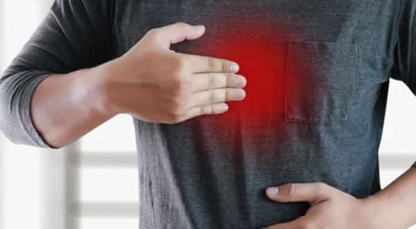 صحة: 5 عادات تفاقم حرقة المعدة في رمضان