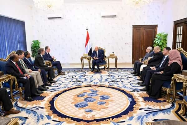 اليمن: الرئيس العليمي يدعو الأمم المتحدة لتوظيف تدخلاتها في تحسين الوضع الإنساني وتعزيز صمود المجتمعات المحلية