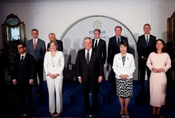 روما: مجموعة السبع تطالب إيران بوقف توريد الأسلحة والعتاد العسكري للحوثيين وروسيا وتهددها بعقوبات إضافية