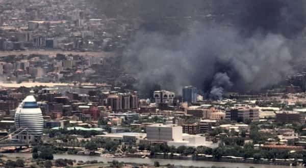 تقرير: السودان على مفترق طرق.. ماذا لو فشلت جهود الحل السلمي؟