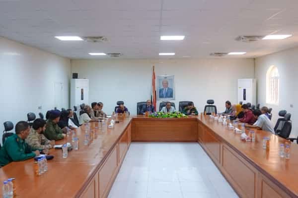 اليمن: اللجنة الوطنية للتحقيق تطلع على أوضاع حقوق الإنسان وظروف 269 سجين ومحتجز في شبوة