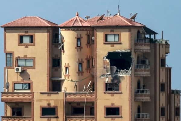 تحقيق: استهداف الدبابات الإسرائيلية لمكاتب وكالة الصحافة الفرنسية في غزة