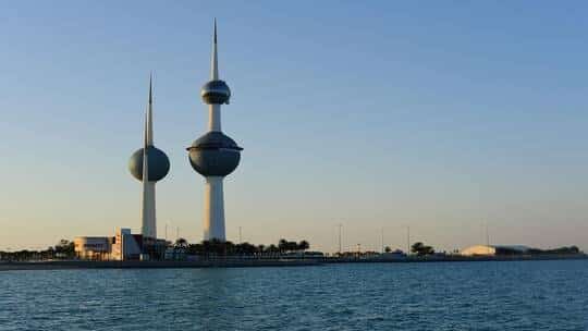 الكويت: 1300 حالة في 4 أشهر.. ما أسباب حملة إسقاط الجنسية الكويتية؟