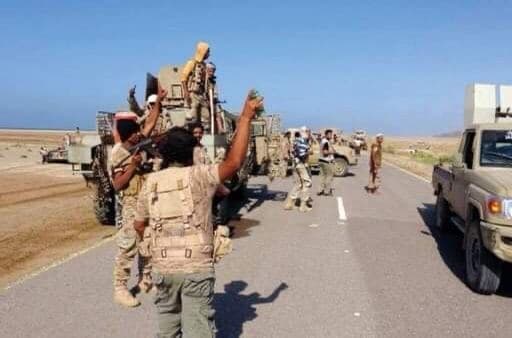 معارك عنيفة في محافظتي مارب وتعز توقع عشرات القتلى والجرحى