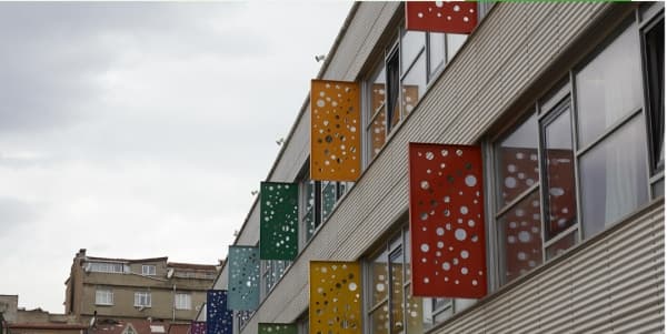 فتح باب التقديم للمنح الدراسية المقدمة من البنك الإسلامي للتنمية