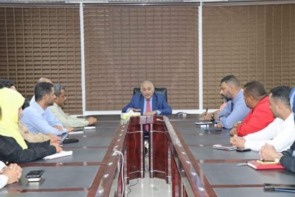 البنك المركزي يلوح بالقائمة السوداء ضد المصارف المخالفة للمعايير الدولية