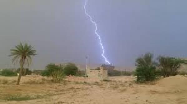 صواعق رعدية تقتل ستة اشخاص في المحويت وتعز