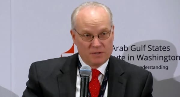 المبعوث الأمريكي الخاص إلى اليمن يتوجه إلى الشرق الأوسط