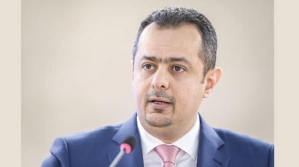 رئيس الوزراء يجري اتصالات بقادة الحرب ضد الحوثيين في محافظة شبوة