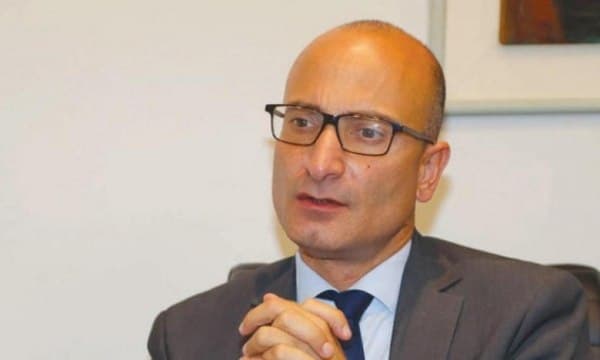 فرنسا تدعو لتسهيل إعادة فتح مطار ‎صنعاء وتعتبر فك الحصار عن تعز  أولوية للمجتمع الدولي