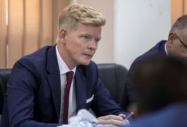 المبعوث الاممي يعلن عن احراز تقدم في ملف تبادل الاسرى وتشكيل لجنة مشتركة لدعم عملية التحقق من هوية الاسماء