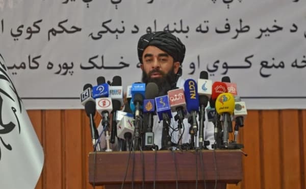 طالبان تقول إن الولايات المتحدة نفذت غارة بطائرة بدون طيار على منزل وسط المدينة الأفغانية