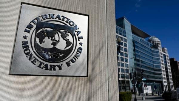 العقوبات الغربية ألحقت الكثير من الضرر بالاقتصاد الروسي