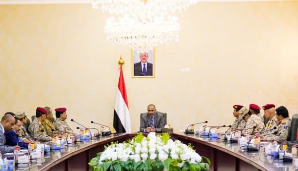 الزبيدي يتسلم تقريرا مفصلا بنتائج تقصي الحقائق حول الاحداث الدامية الاخيرة في شبوة