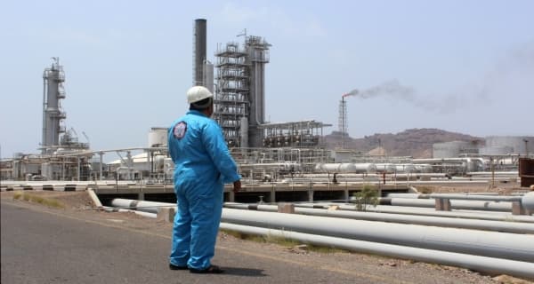 انفصال مالي للجنوب... حرب الإيرادات تحتدم