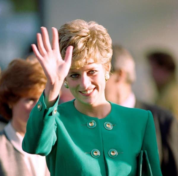 العالم يتذكر الساعات الأخيرة للأميرة ديانا بعد مرور ربع قرن على الحادث المروع