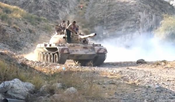 مواجهات عنيفة بين تحالف القوات الحكومية والمقاتلين الحوثيين في تعز