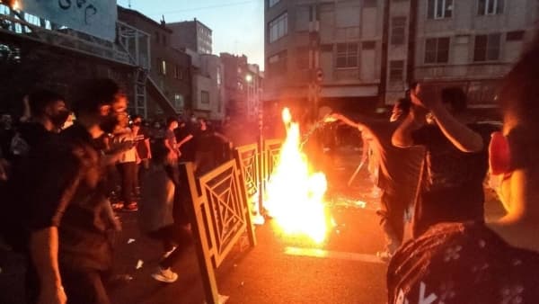 السلطات الايرانية تحت ضغط متزايد بسبب إضراب طلاب الجامعات