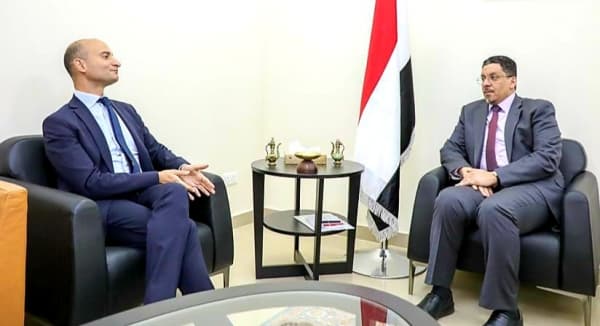 الحكومة اليمنية تتوعد جماعة الحوثي بدفع كلفة باهظة لعدوانها ورفض مساعي احلال السلام