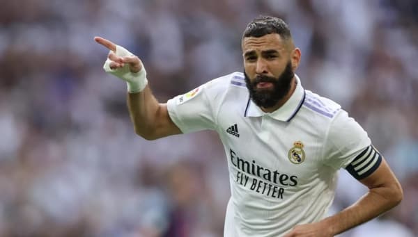 بنزيمة يواصل تحطيم الأرقام القياسية مع ريال مدريد