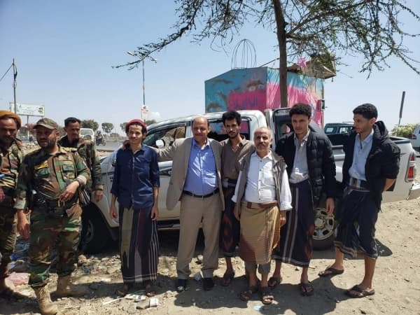 وساطة محلية تنجح في تبادل أسرى بين القوات الحكومة والحوثيين في تعز