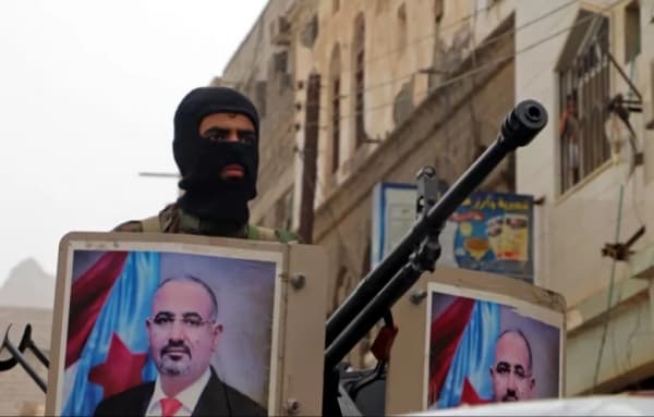 اتحاد الصحفيين العرب يطالب باخلاء فوري لمقر نقابة الصحفيين في عدن من المسلحين