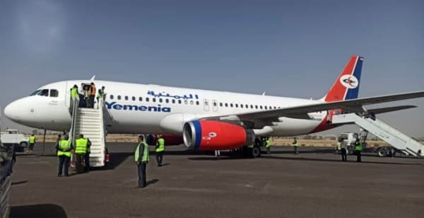 جماعة الحوثيين تقول ان ارصدة "اليمنية" غير مجمدة وتطالب برفع القيود على مبيعات تذاكرها في صنعاء