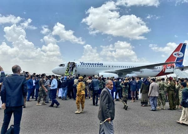 فرنسا تبدي تفاؤلها بعملية تبادل الأسرى والمحتجزين وتقول انها "لحظة تبشر بالأمل"