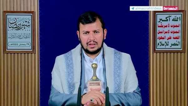 زعيم الحوثيين يدعو التجار لتقديم تبرعاتهم للفقراء عبر هيئة الزكاة غداة مقتل العشرات في حادث تدافع بصنعاء