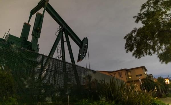 النفط يرتفع مع بدء انحسار المخاوف من الركود