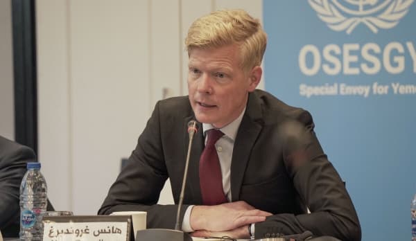 الوسيط الأممي يتلقى دعما امريكيا قويا لجهود انعاش السلام عشية جلسة لمجلس الامن حول الوضع في اليمن