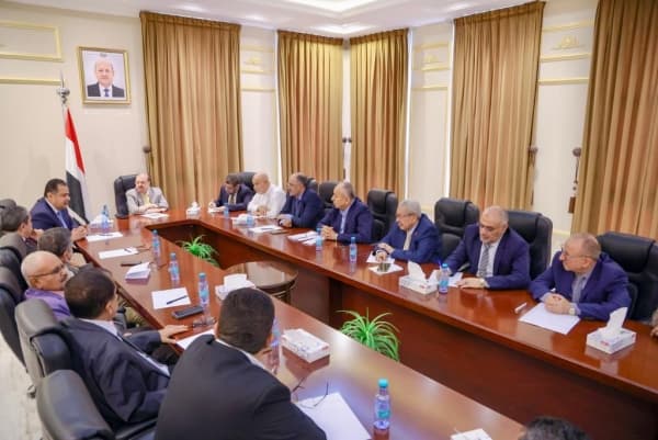 اجتماع برلماني حكومي مشترك يؤكد على الاسراع في اعادة تشكيل منظومة النزاهة ومكافحة الفساد