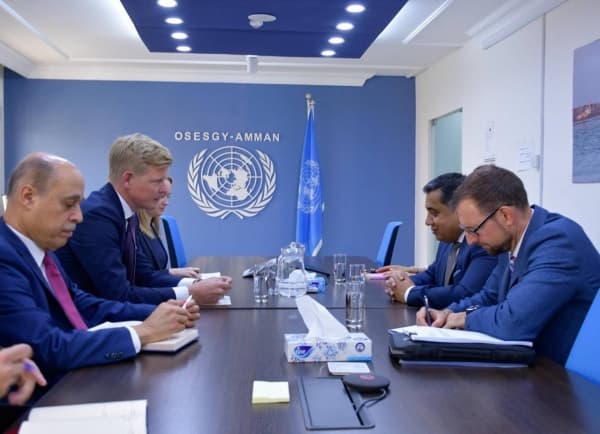 المبعوث الاممي يطلب دعما بريطانيا لجهود احلال السلام في اليمن