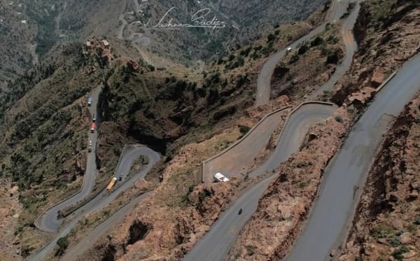 ثلاثة قتلى وجريحان بانفجار عبوة ناسفة بطقم عسكري بمديرية المقاطرة شمالي محافظة لحج