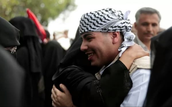 جماعة الحوثيين تتهم التحالف الحكومي بعرقلة اتمام صفقة تبادل 1400 محتجزا من الطرفين الشهر الماضي