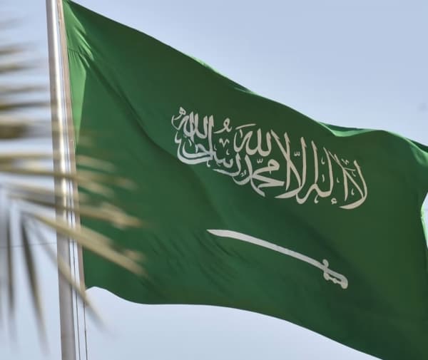 السعودية تطالب مواطنيها بسرعة مغادرة الأراضي اللبنانية