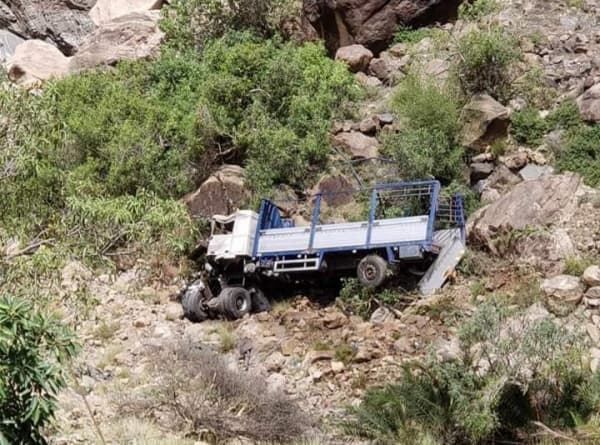 وفاة وإصابة أكثر من 100 شخص في حوادث مرورية منذ مطلع أغسطس الجاري