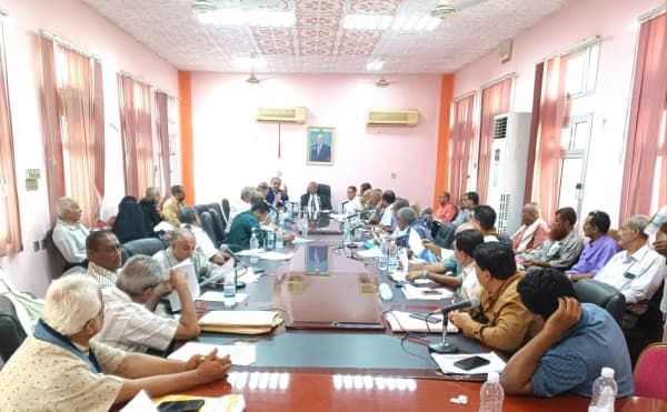 محافظة لحج تعلن تحقيق ايرادات تجاوزت 2.5 مليار ريال خلال النصف الاول من العام الجاري