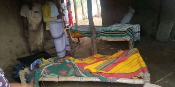 وفاة أربعة اشخاص من أسرة واحدة بانهيار منزل في الحديدة