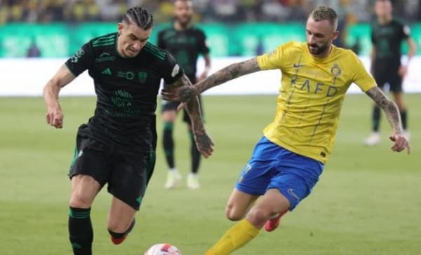 النصر يواصل صحوته ويهزم الأهلي في قمة الدوري السعودي ورونالدو يتصدر الهدافين