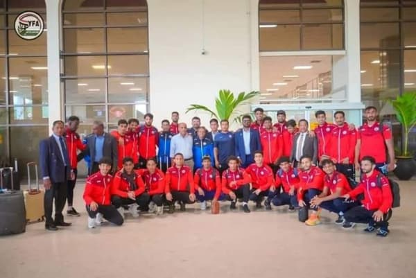 منتخب اليمن يتوجه إلى أبها السعودية للاستعداد لمواجهة البحرين